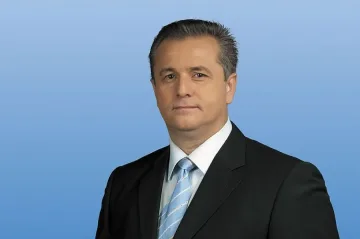 Созополският кмет омъжи щерка си