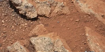 Заснеха древна река на Марс