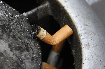 Италия забранява пушенето по стадионите