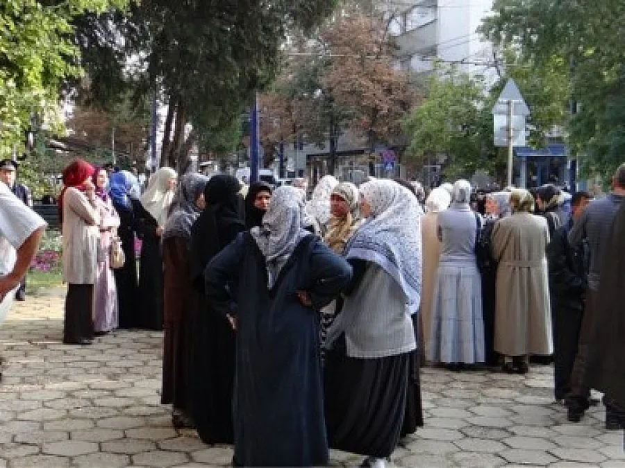 Противоречиви показания на делото за исляма