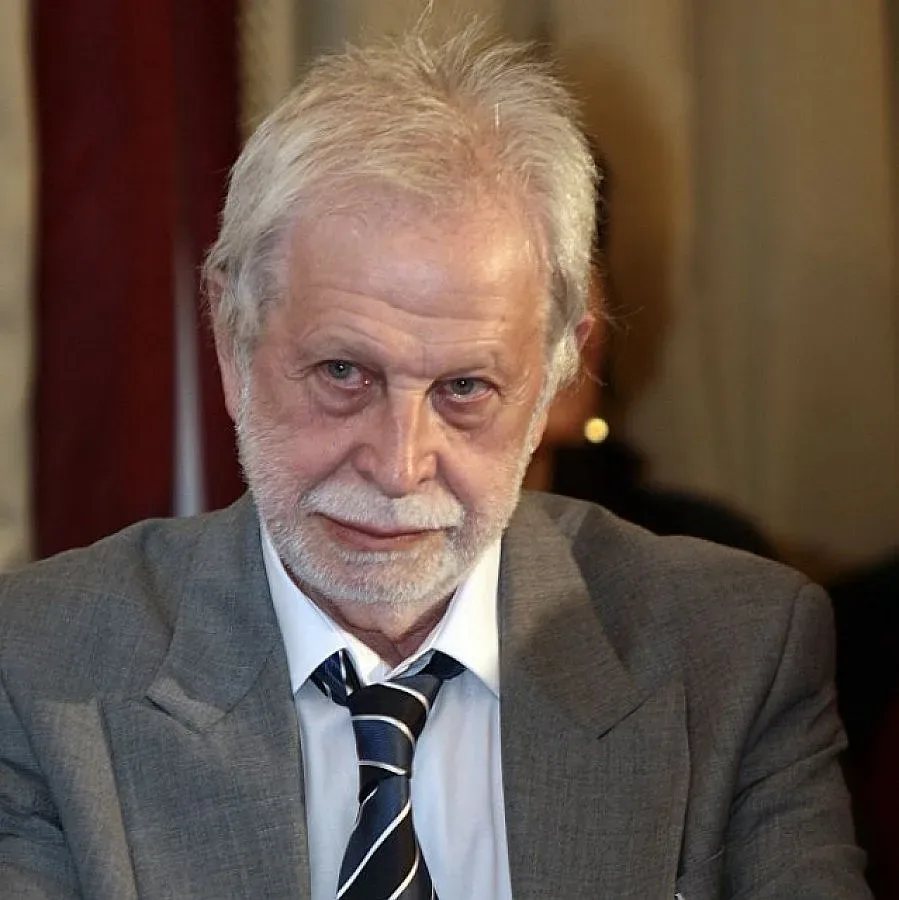 Хараламбиев отложи два пъти делото за радикален ислям