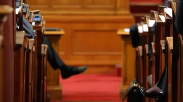 Парламентът попълва квотата си във ВСС