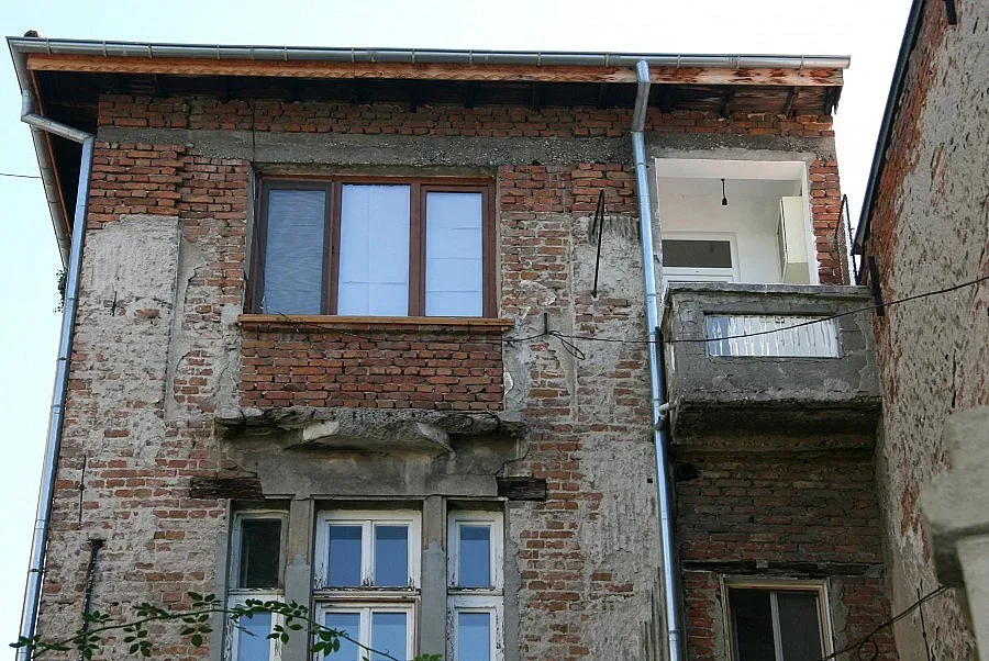 Учителят самоубиец се боял от болести