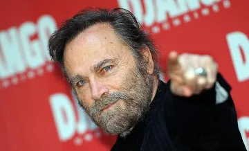 Франко Неро идва във Варна