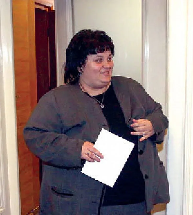 Фидосова обеща закони за малките общини