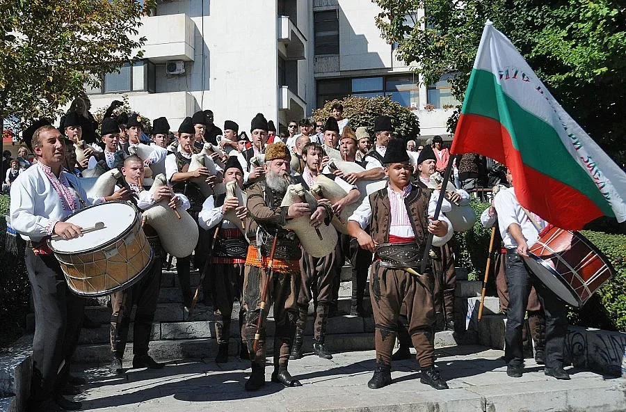 25 хиляди около Царевец за Независимостта