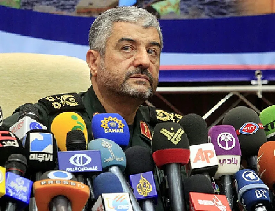 Иран вещае война с Израел