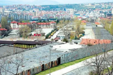 Военните дават казармата на Благоевград   