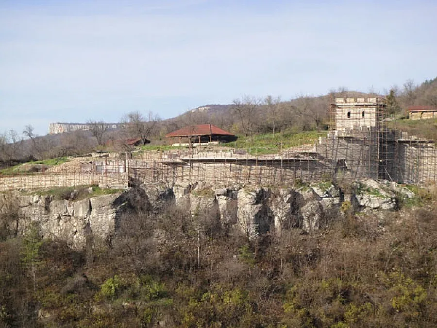 Откриха пещта за самуните на Асеневци