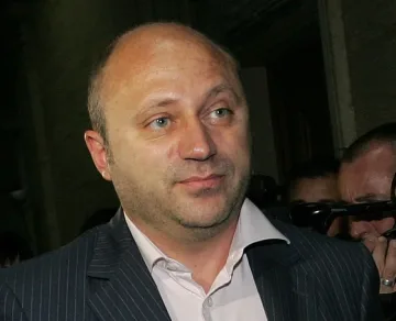 Нокаут за Коцев в атомната свада