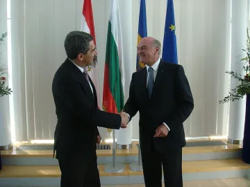 Родна сделка за 60 милиона във Виена