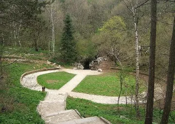 Министър и кмет удариха първата копка на парк при "Леденика"