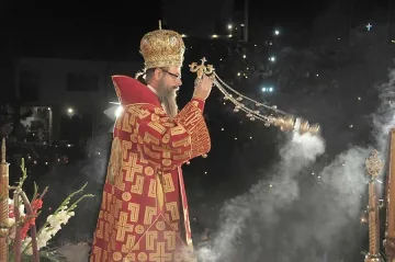 Цяла нощ молитви на Кръстова гора