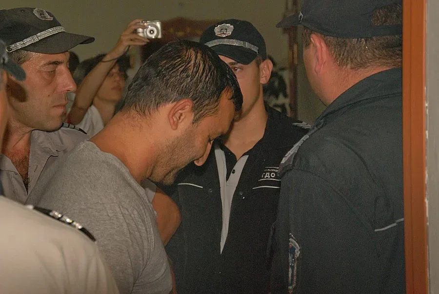 Общинският съветник от атентата в Плевен остана в ареста