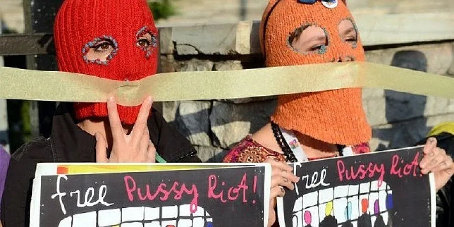 Свободните момичета от "Pussy Riot" с нова дръзка акция