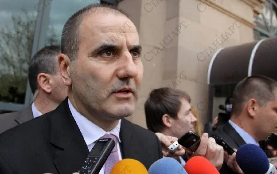 Министри на опашка да дарят кръв