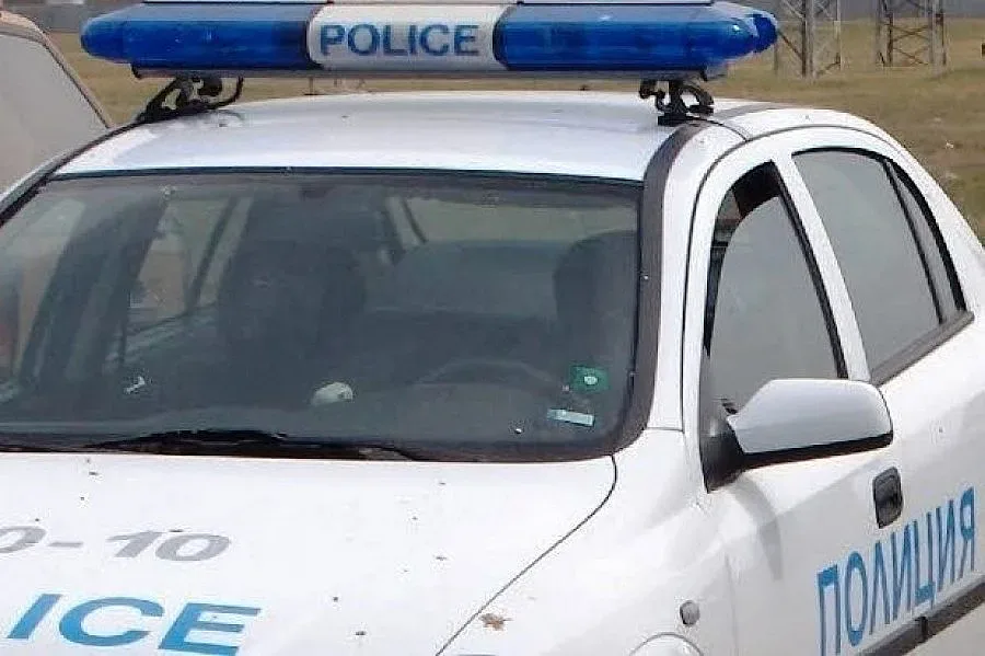 Трима потрошиха колата на шуменец, бил “лош човек”