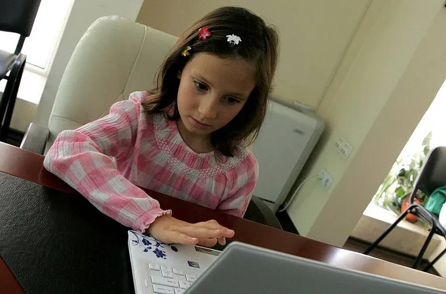 9-годишната Рая написа книга