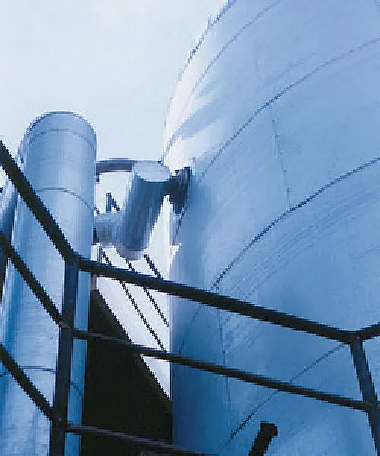 Апаши пръснали радиация в Девня