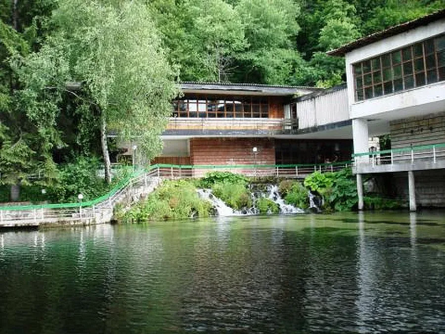 Клептуза става Етъра 2