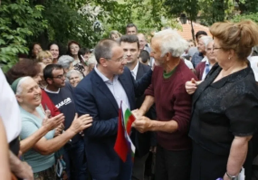 Всеки социалист ще вербува по 8 избиратели