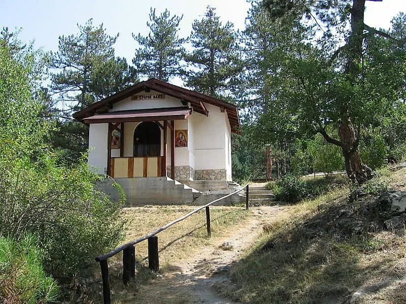 Хора от цяла България се струпаха на това място. Стават чудеса