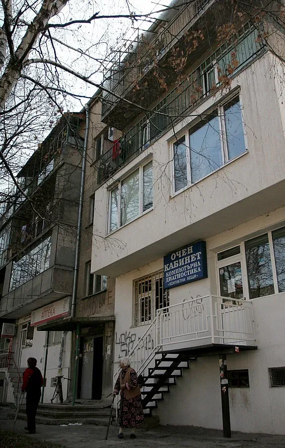 Наемите тръгнаха нагоре