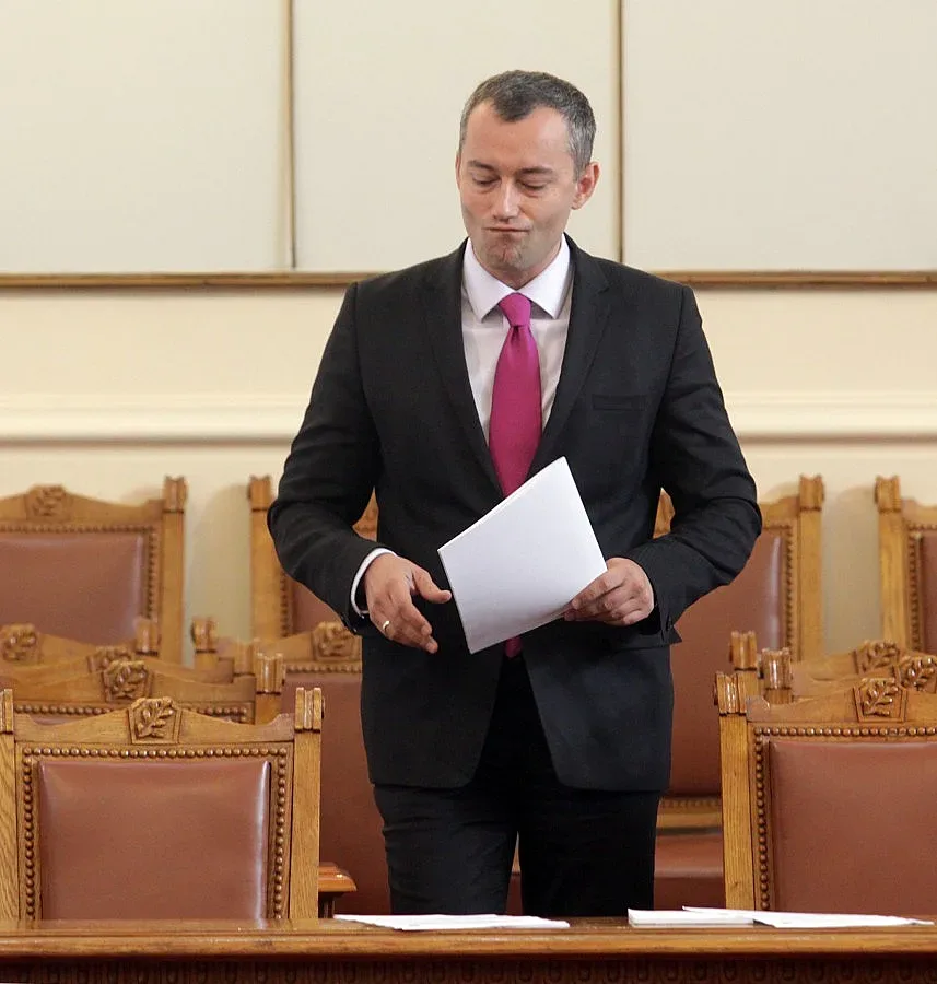 София слага “червени линии” на Балканите