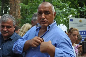 Борисов открива обновената Сатира