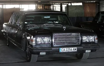 Дават 2 млн. евро за мерцедеса на Тато