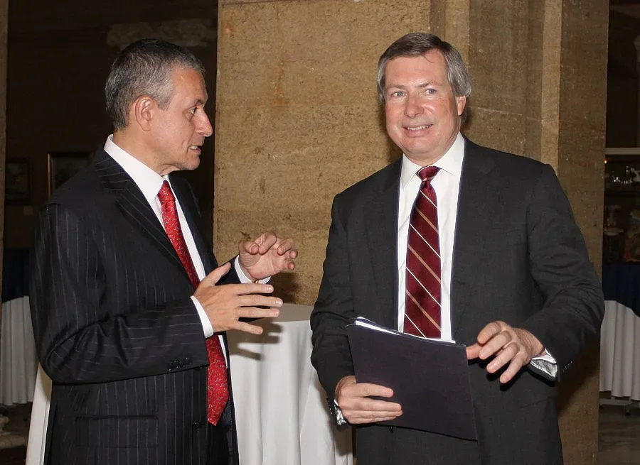 Плевнелиев награждава Уорлик със "Стара планина"