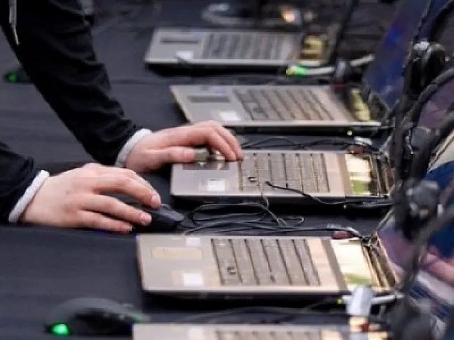 Хакнаха сайтове на шведското правителство