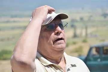 Военният министър мисли как да увеличи заплатите