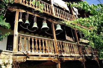 Чистят Захари Зограф от сажди на 150 г.