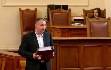 Борисов порица червените за престъпното имущество