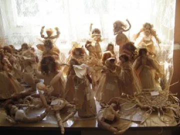 Майсторите на кукли от шума печелят 60% одобрение