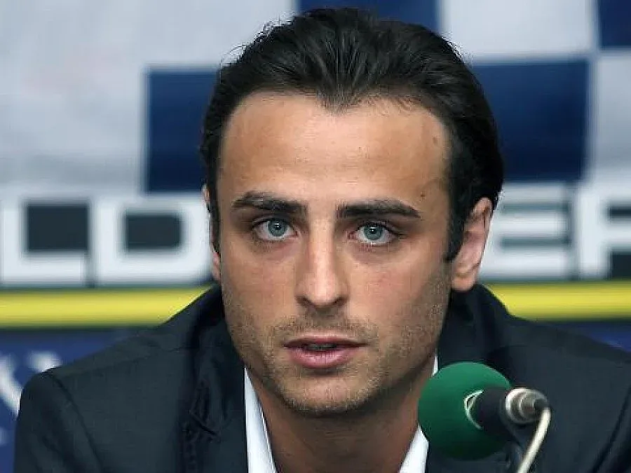 В. "Манчестър": Фулъм спечели войната за Бербатов