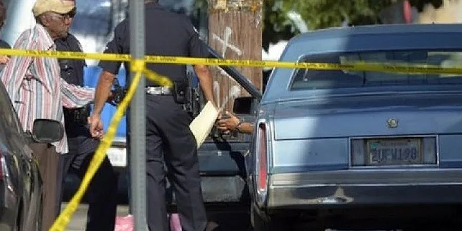 100-годишен шофьор блъсна 9 деца на тротоара