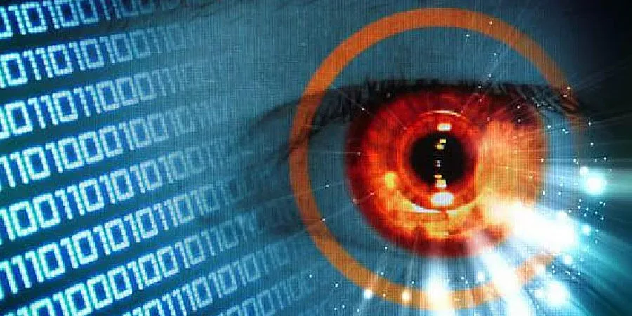 Карта с ЕГН сменя чиновника