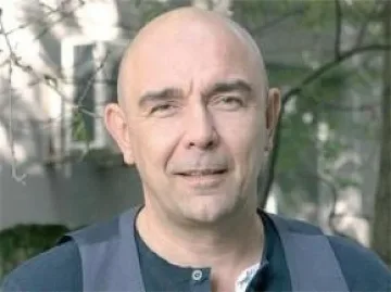 Милото във Фейсбук: Продавам си джипа! Поне 17 000 лв.