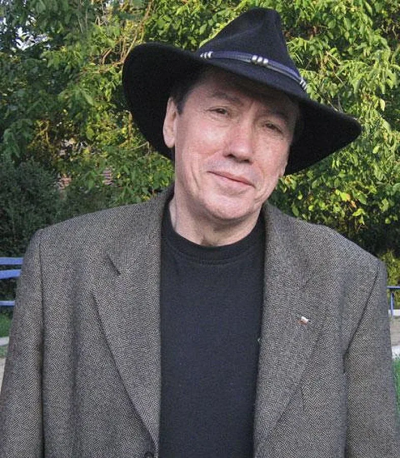 Бисер Киров ще пее за приятелите на Русия