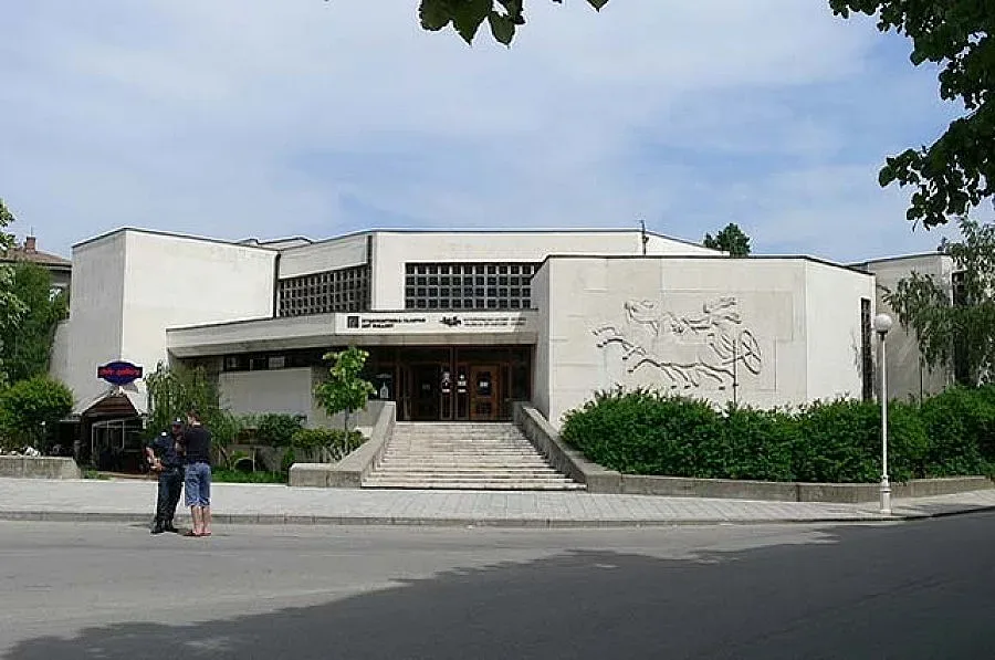 Показват антични находки от фонда на музей