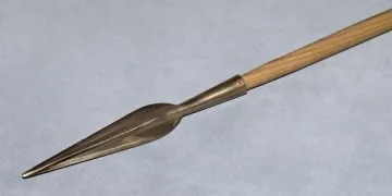 Копие уби рефер пред 300 деца   