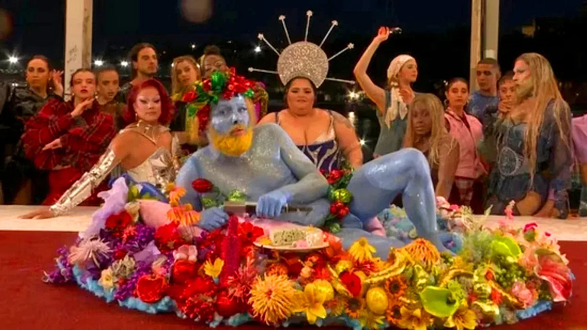 Гилотина за Олимпиадата. Духът на Сатаната облада Париж