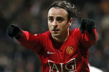 Фиорентина и Манчестър Юнайтед се споразумяха за Бербатов?