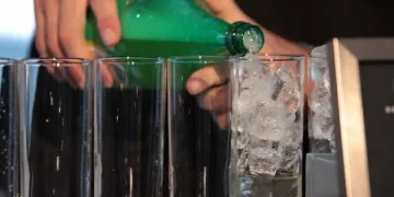 В Слънчев бряг се лее евтин алкохол менте