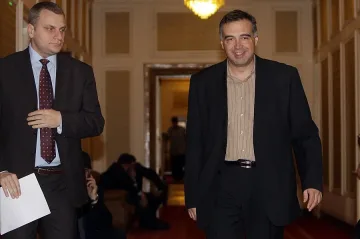 Червени хайки за Кутев в нета