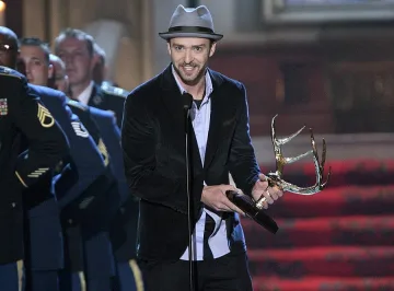 $7,5 млн. да спиш в леглото на Джъстин Тимбърлейк