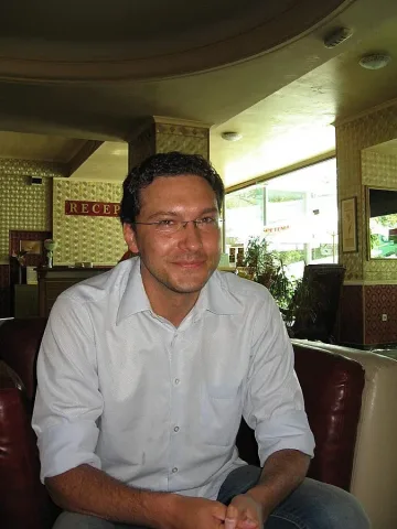 Партията на Кунева изгражда структури по места