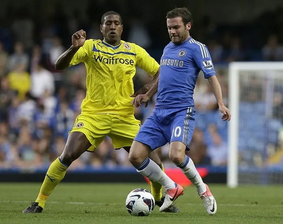 "Челси" обърна "Рединг" и поведе в Премиършип